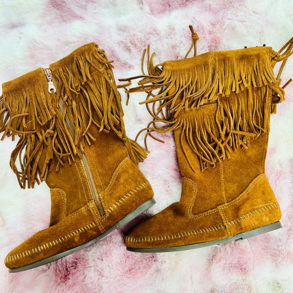 Minnetonka NWOT 2-Layer Fringe Boots Brown Hippie Boho Western Rocker Women 7